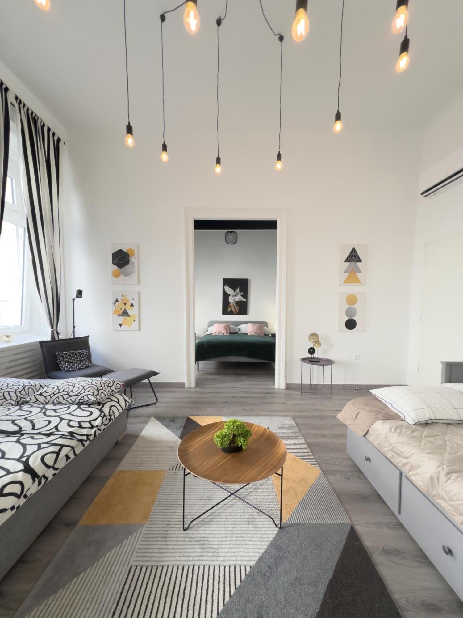 R&R Central Apartment Budapest Kültér fotó